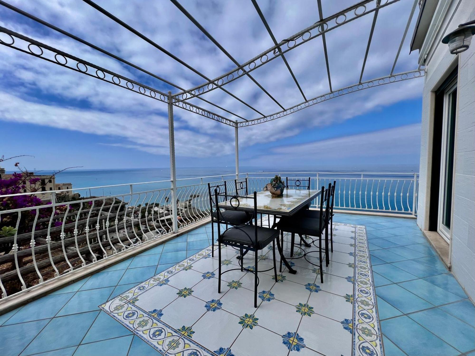Bella Tropea Suite Exterior foto